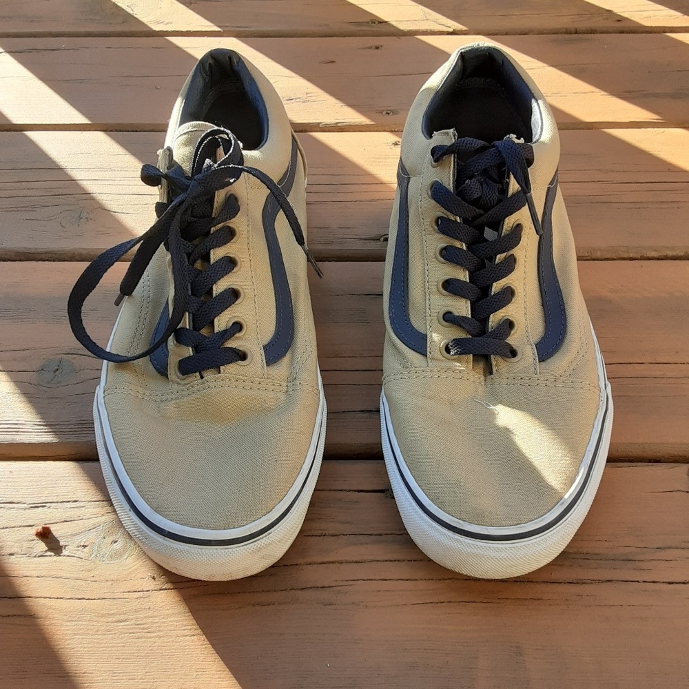 Van's (SOLD)